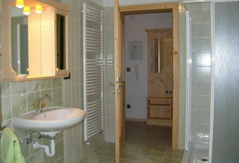 一居室别墅, Obkirchhof