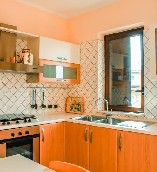 带1个卧室的带阳台的公寓, Magna Grecia B&b E Appartamenti