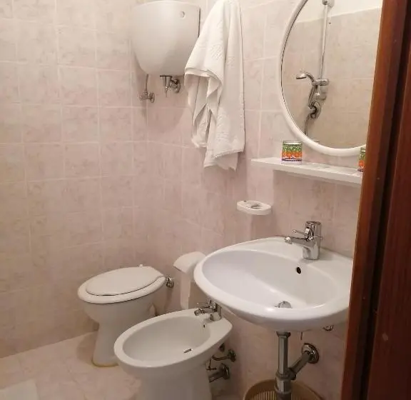 اتاق استاندارد, Camere Da Anna Maria