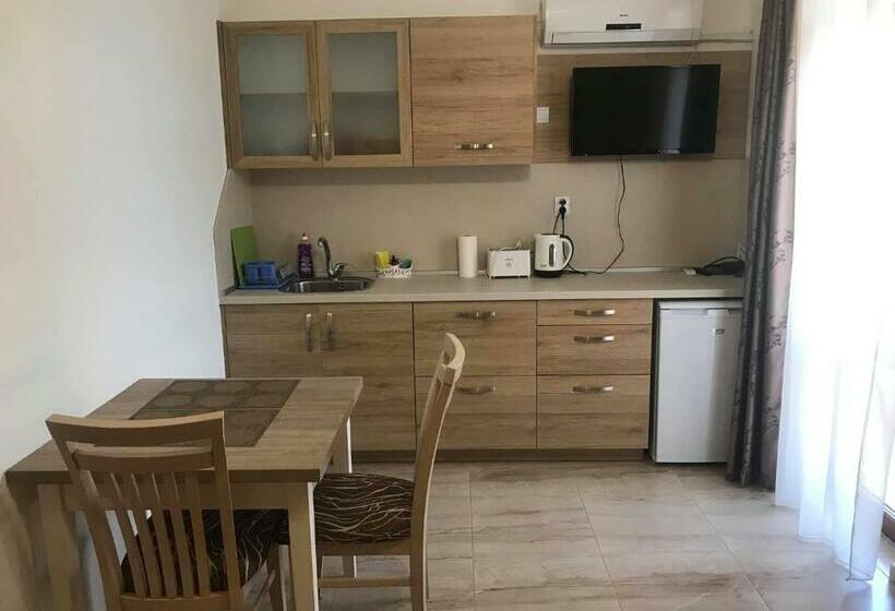 סטודיו דלוקס, Guest House Zornica In Obzor