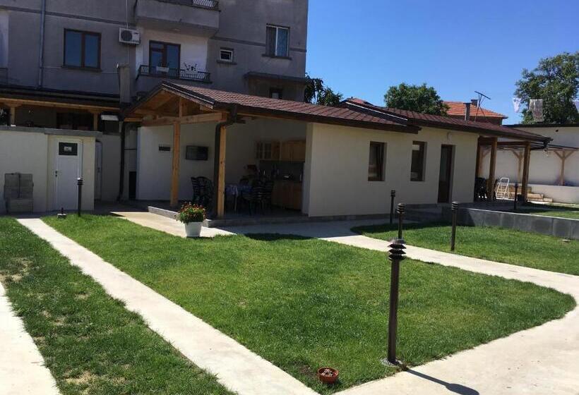 סטודיו משפחתי, Guest House Zornica In Obzor