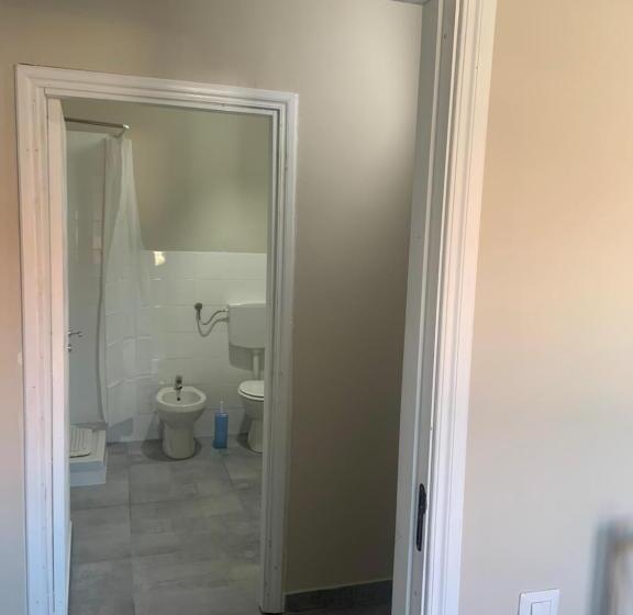 غرفة قياسية مع حمام خارجي, B&b Alle Porte Di Caserta