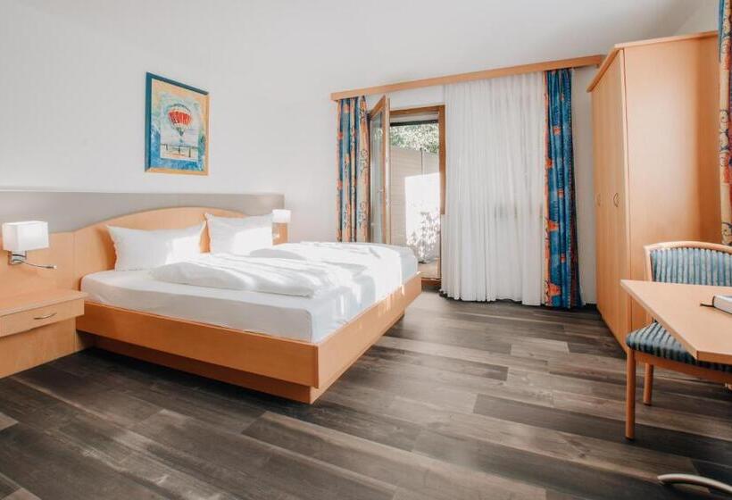 스탠다드 룸, Schloßberg