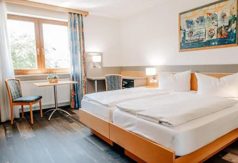 Standard-huone, Schloßberg