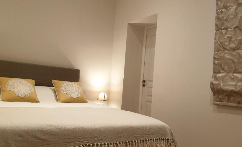 اتاق سوپریور, Palazzo Pisani Malta Boutique