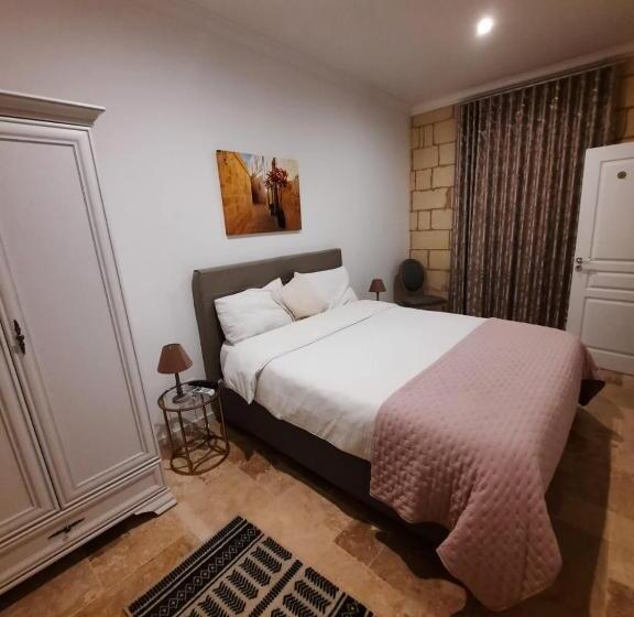 اتاق لوکس, Palazzo Pisani Malta Boutique