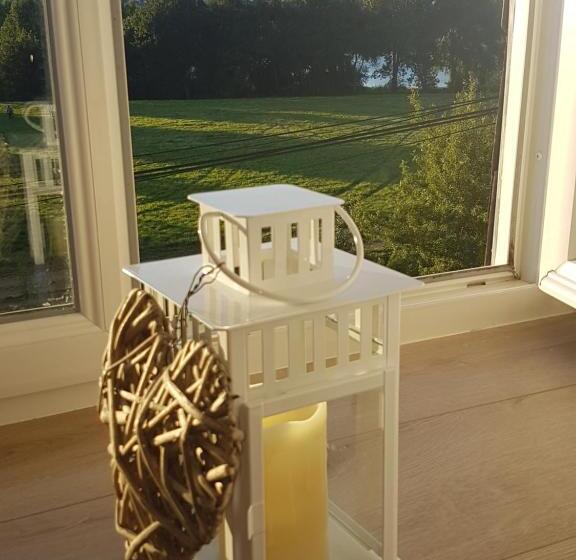 スタンダードルーム, Lucriolla