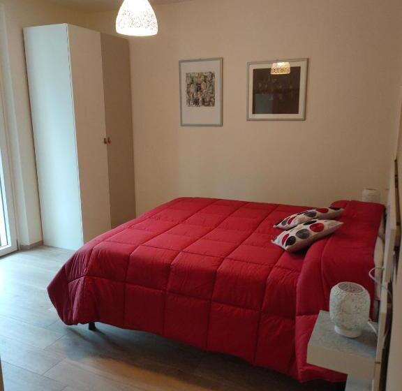 اتاق استاندارد با بالکن, B&b La Rocca