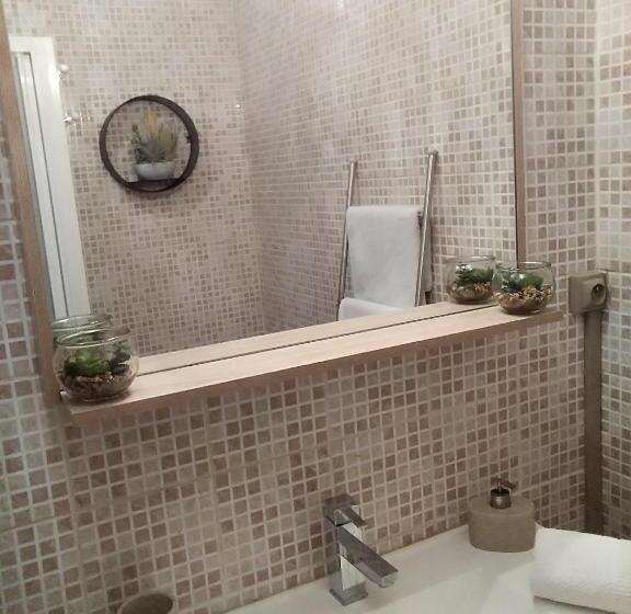 غرفة قياسية, Le Petit Patio