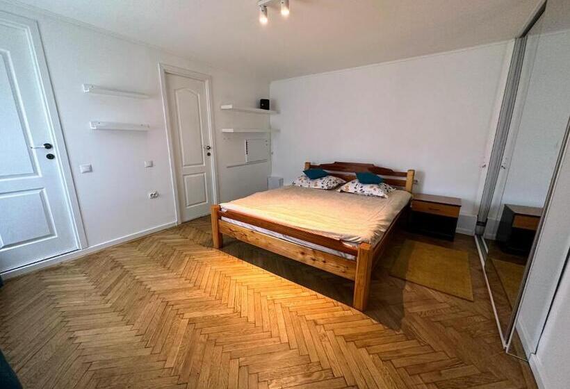 منزل 4 غرف نوم, Bucegi View