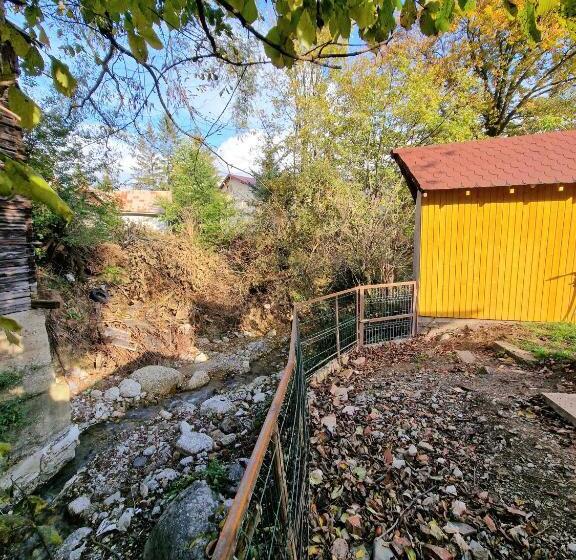 منزل 4 غرف نوم, Bucegi View