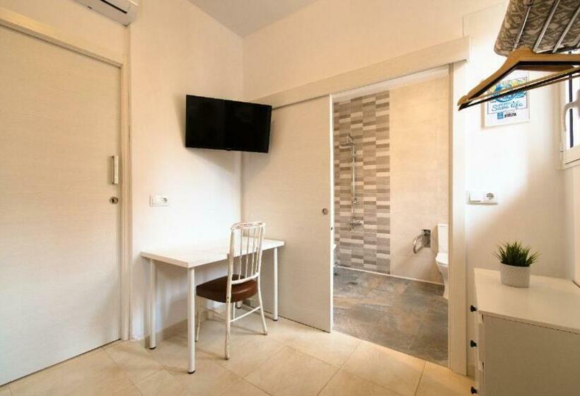 Quarto Estandar Individual para Deficientes Físicos, Hostal El Perelló, Valencia