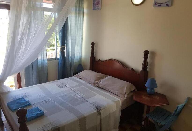خانه 2 خوابه, La Maison Aux Orchidées