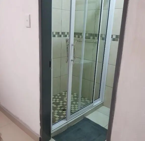 اتاق لوکس, Onnie Guesthouse