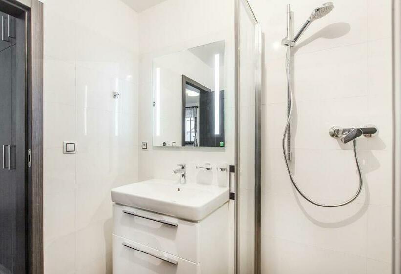 آپارتمان 1 خوابه, Apartmány Nová Sala