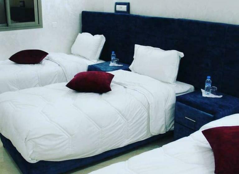 豪华三人间, Dakhla Guest