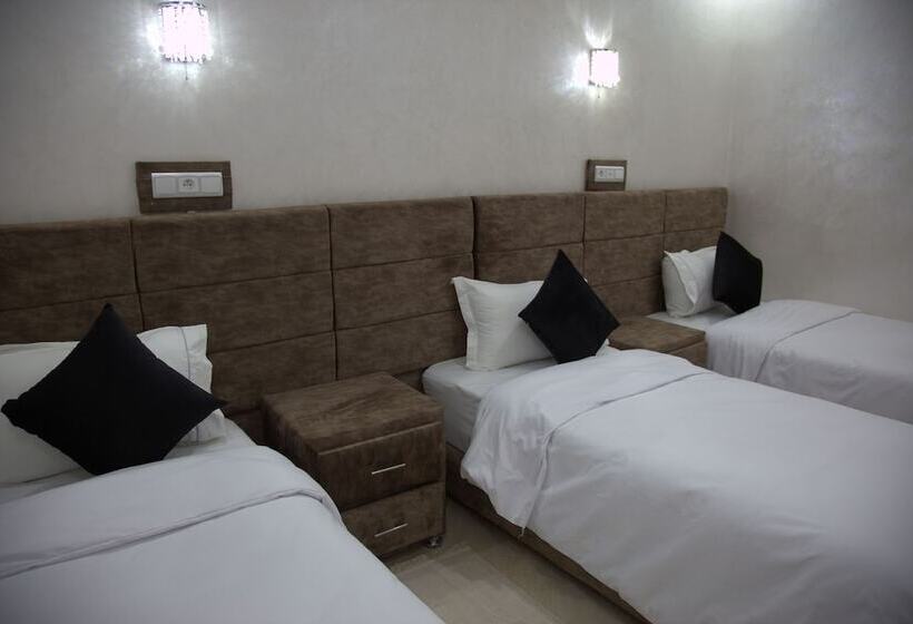 豪华三人间, Dakhla Guest