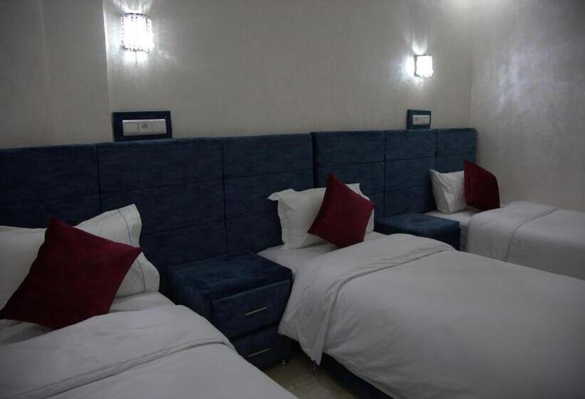 豪华三人间, Dakhla Guest