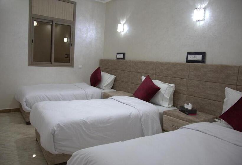 豪华三人间, Dakhla Guest