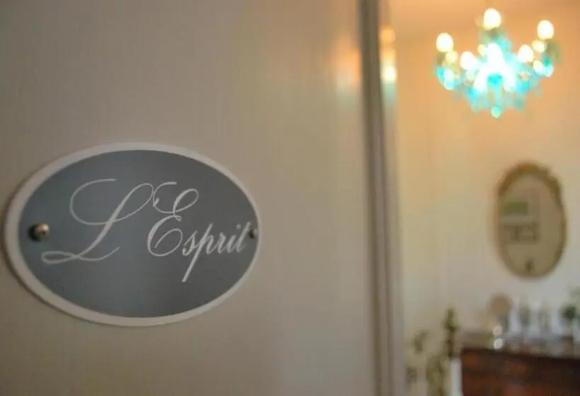 デラックスルーム, Le Logis D Epargnes B&b And Gite