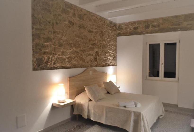 חדר דלוקס לשלושה, La Villetta