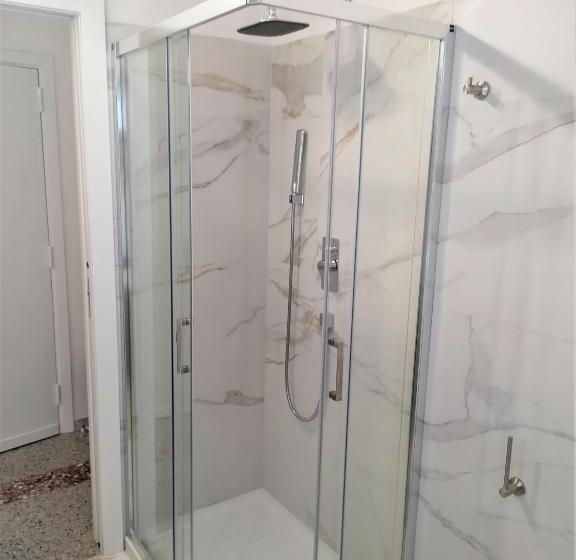 חדר דלוקס לשלושה, La Villetta