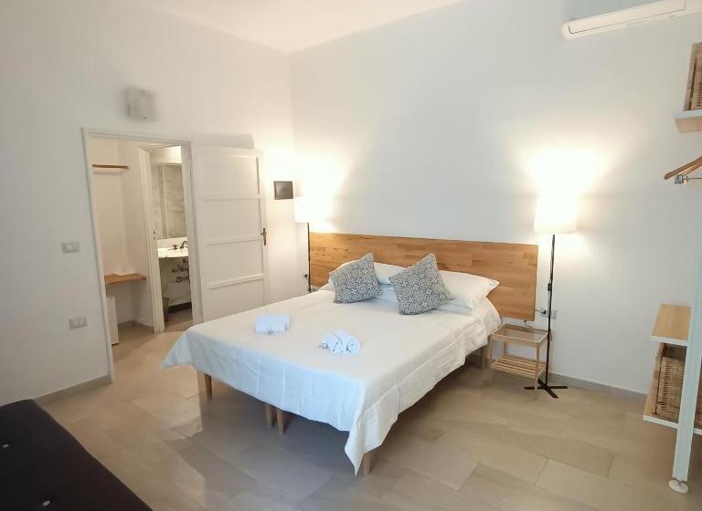 חדר סטנדרט לשלושה, La Villetta