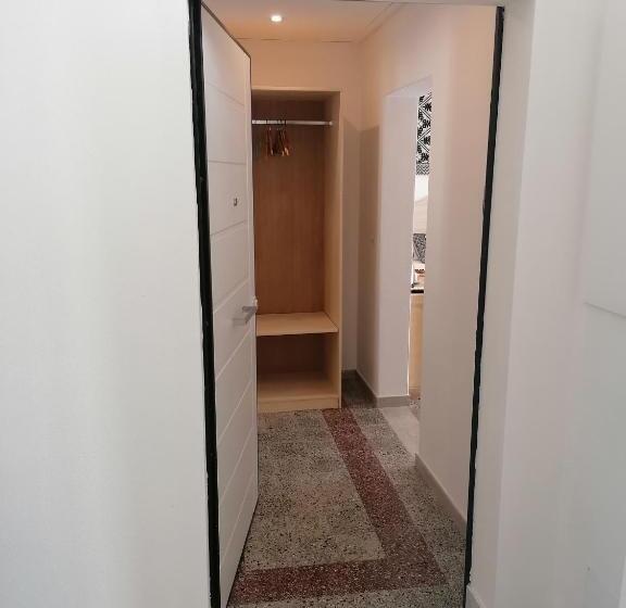 חדר דלוקס לשלושה, La Villetta