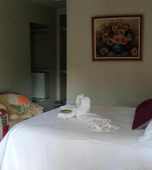 סוויטה עם ג'קוזי, Recanto Berço Das Aguas