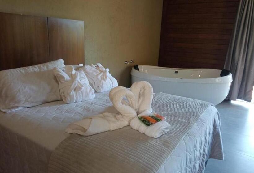 חדר משפחתי, Recanto Berço Das Aguas