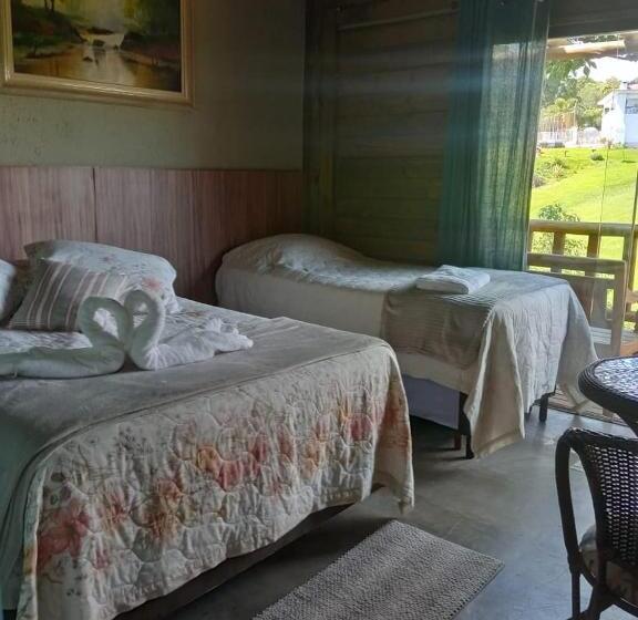 غرفة قياسية رباعية, Recanto Berço Das Aguas