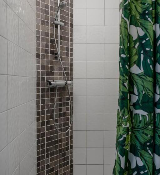 带共用浴室的标准房间, Vandrarhemmet Stranden