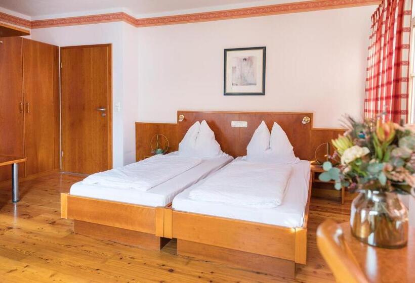 Номер Стандарт, Das Metzgerbräu Hotel & Brauereigasthof