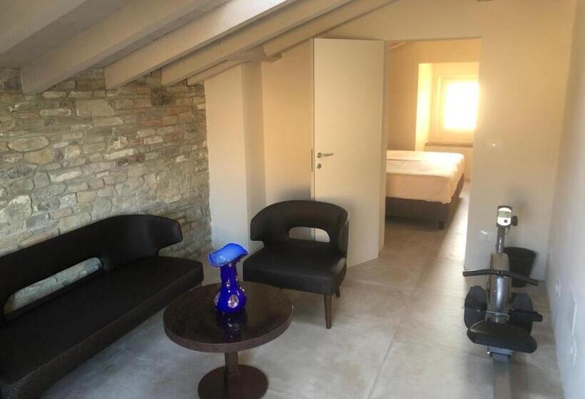 جناح ديلوكس, Borgo Stanzano