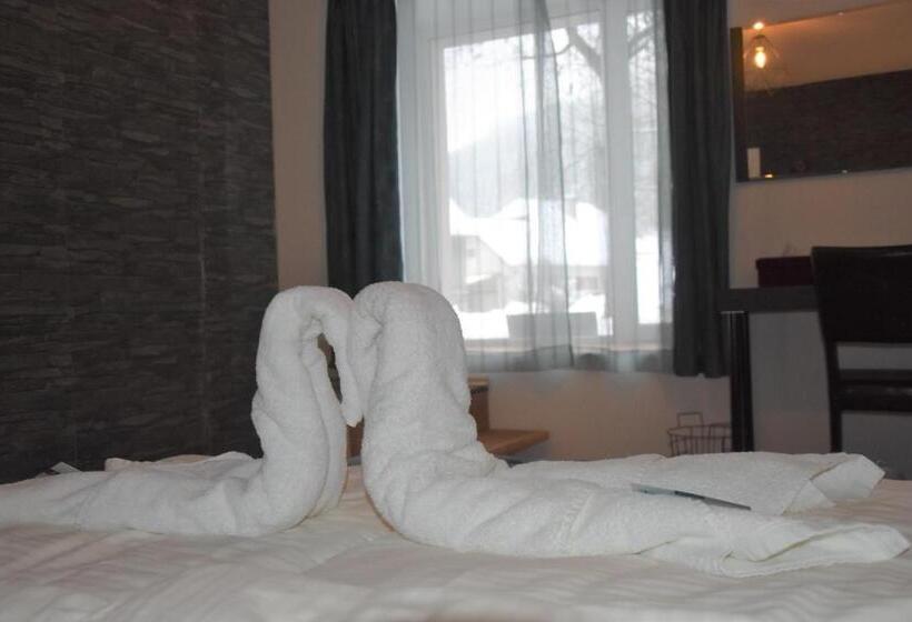 2ベッドルームアパートメント, Alpinpelso