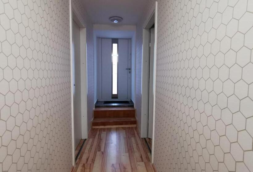 2ベッドルームアパートメント, Alpinpelso