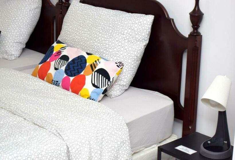 غرفة قياسية, Road Rooms