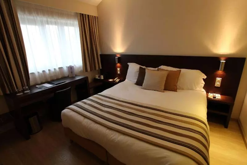 キングサイズベッドのエクゼクティブルーム, Best Western Plus Hotel Des Francs