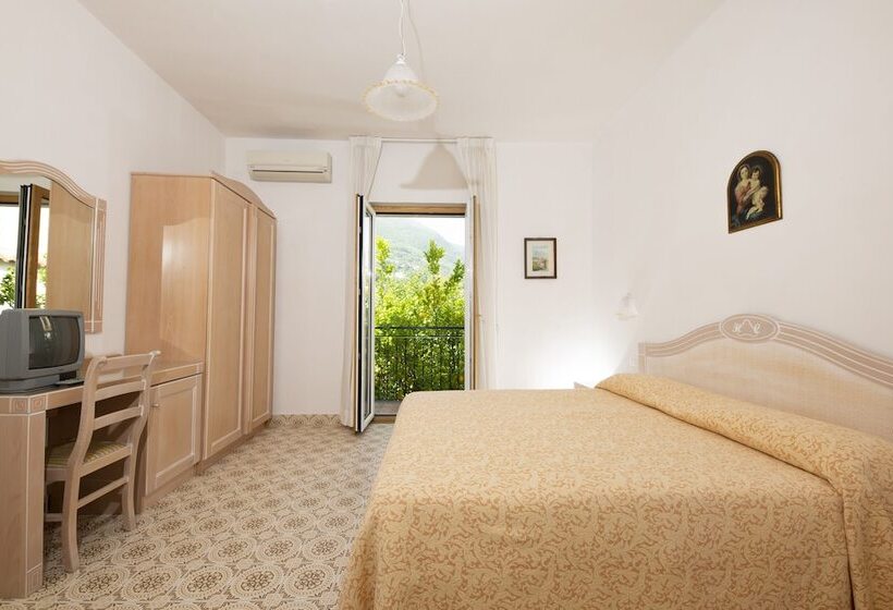 חדר סטנדרט, Candia