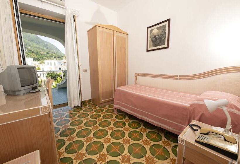 חדר סטנדרט יחיד, Candia