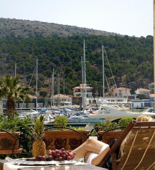 套房, Kanuni Kervansaray Historical