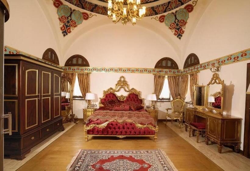 Presidentsvit, Kanuni Kervansaray Historical
