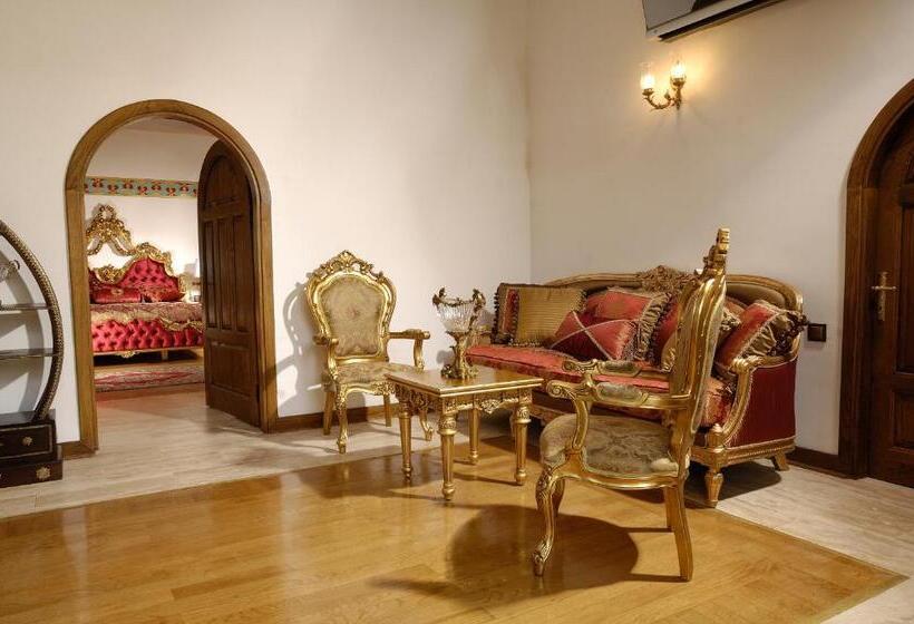 Presidentsvit, Kanuni Kervansaray Historical