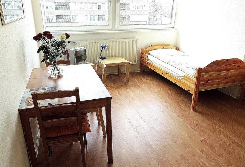 اتاق استاندارد, City Inn