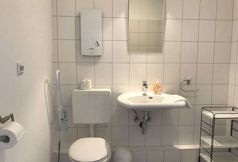 اتاق استاندارد برای معلولان, City Inn