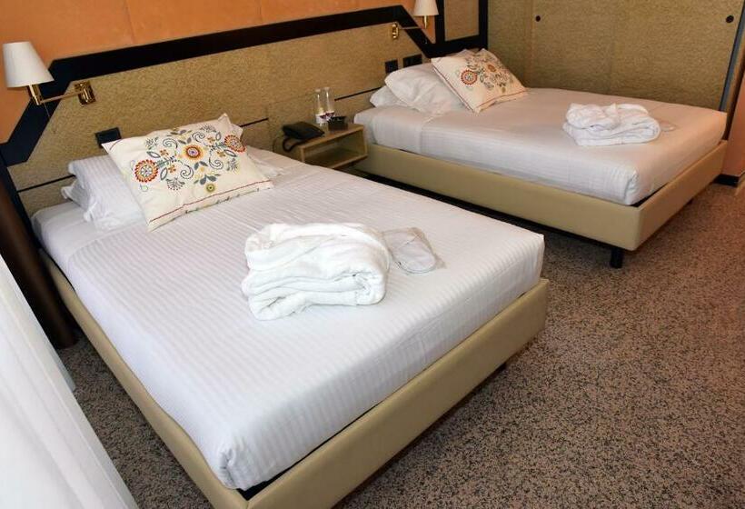 חדר סטנדרט, Diamante