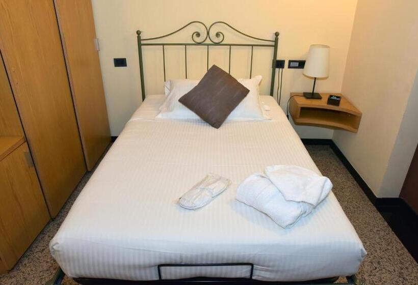 חדר סטנדרט יחיד, Diamante