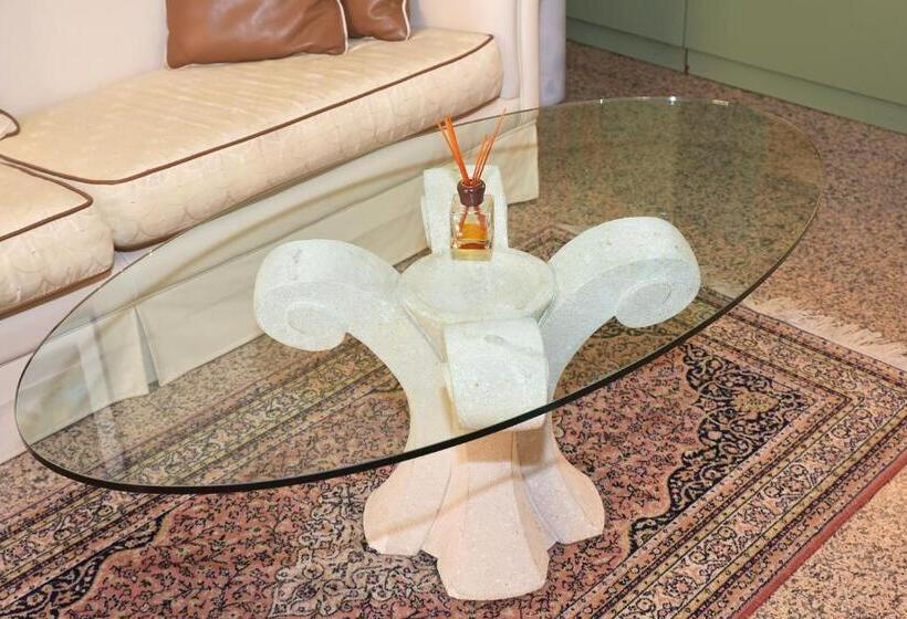 סוויטה, Diamante