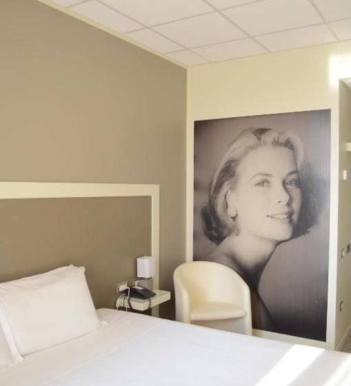 חדר סופריור, Diamante