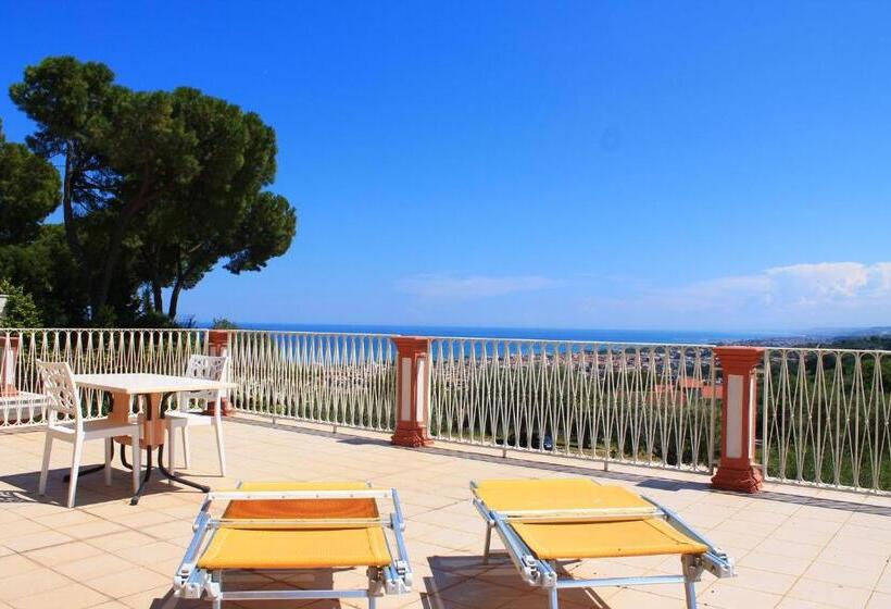 جناح, Il Parco Sul Mare Resort & Spa